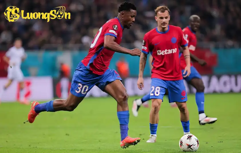 FCSB phần nào được đánh giá cao hơn so với UTA Arad