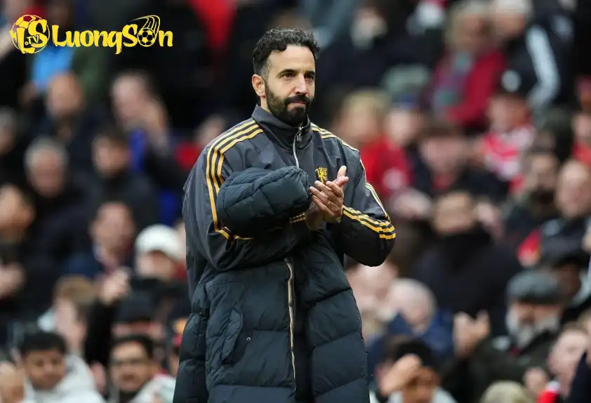 Ban lãnh đạo Man Utd có cuộc họp nhằm đánh giá tình hình của đội bóng và tương lai của HLV Ruben Amorim Ban lãnh đạo Man Utd có cuộc họp nhằm đánh giá tình hình của đội bóng và tương lai của HLV Ruben Amorim